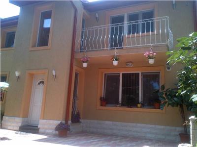 Vila de închiriat – Spatiu exclusiv pentru birouri, 100 mp utili + curte, zona Mosilor–Eminescu